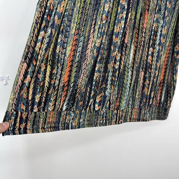 Liz Claiborne Woman top 3X Short Sleeve round neck colorful Boho Pattern Smocked - Picture 4 of 8